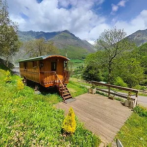  Chalet Roulotte Ancolie France